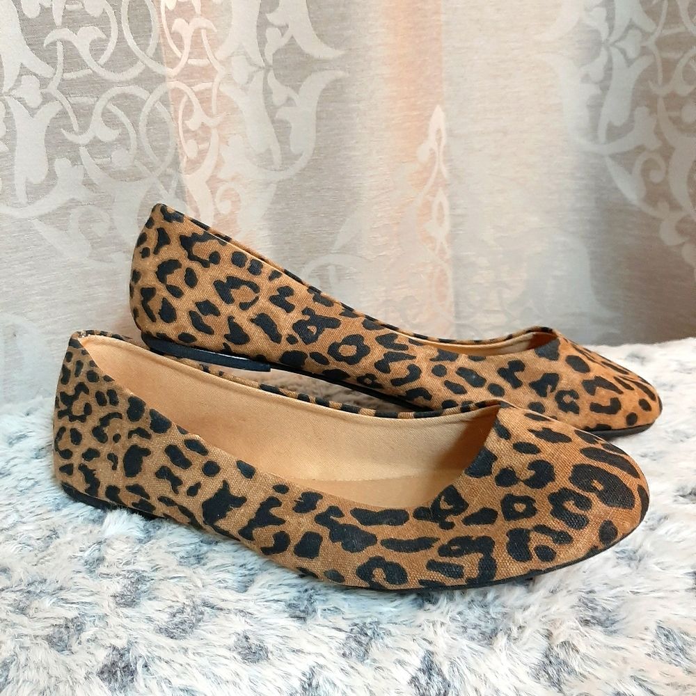 Ballet flats